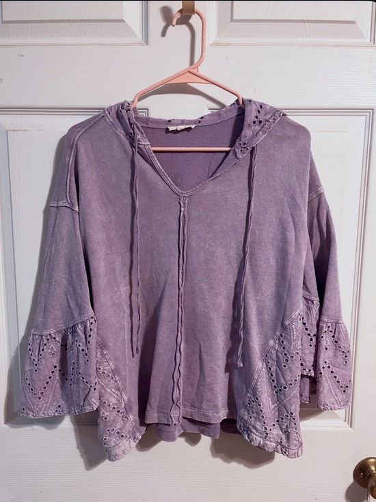 easel Tops - Easel | Washed Lavender Hooded Eyelet Sleeve Top - Sz Small